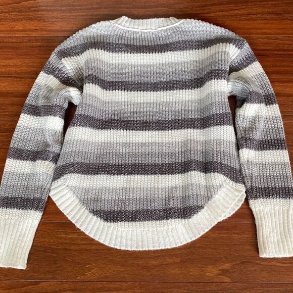 🔥3/$20🔥 SO striped knit pullover sweater size S - Picture 7 of 12